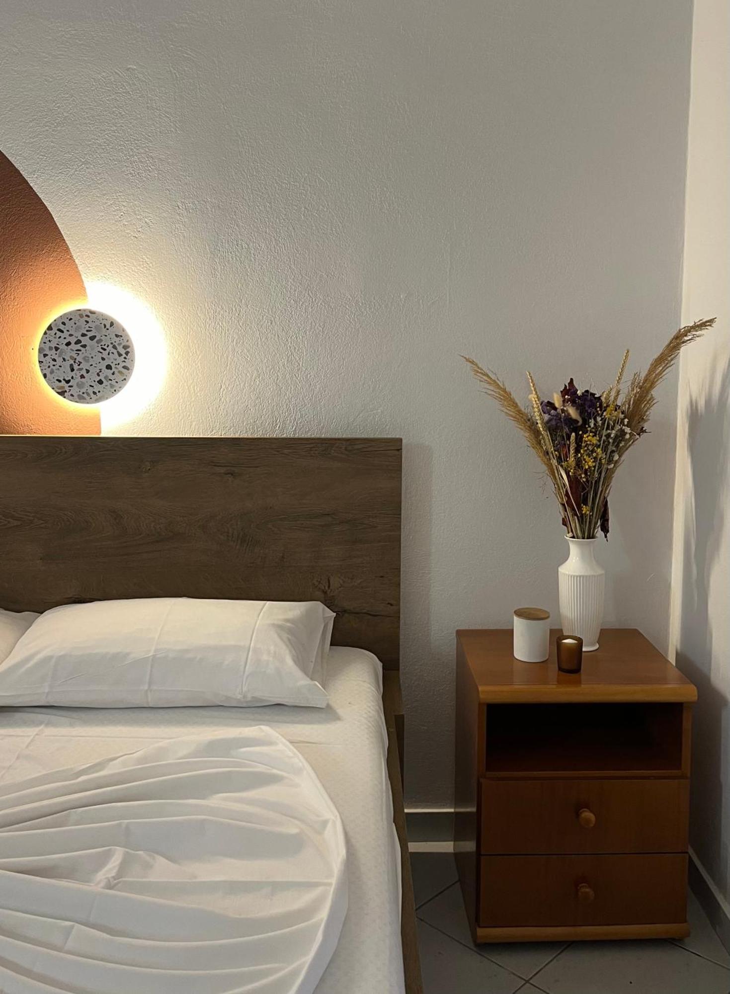 Papadatos Apts With Amazing View - 5Mins From The Beach Kontogialos Екстериор снимка