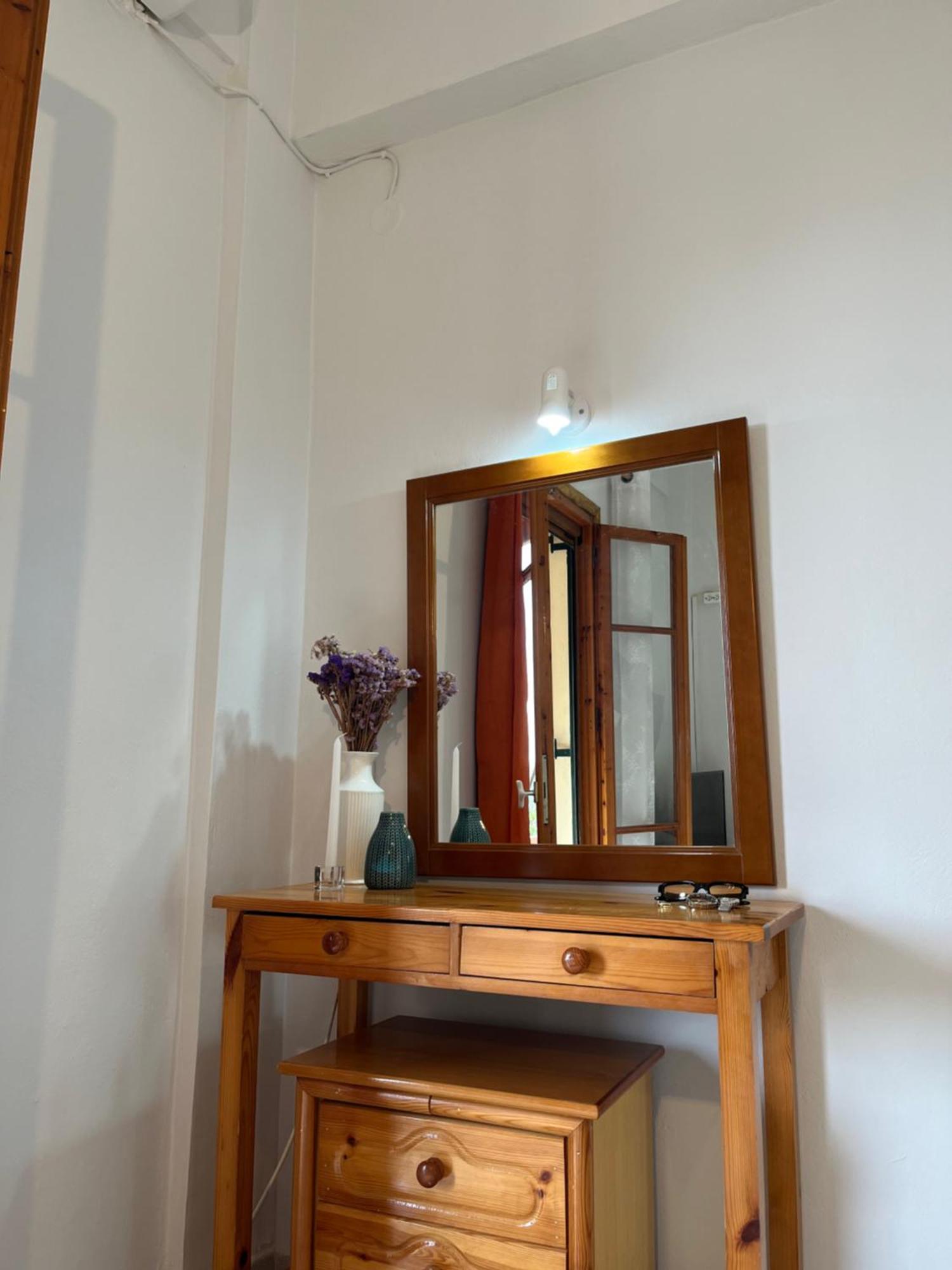 Papadatos Apts With Amazing View - 5Mins From The Beach Kontogialos Екстериор снимка